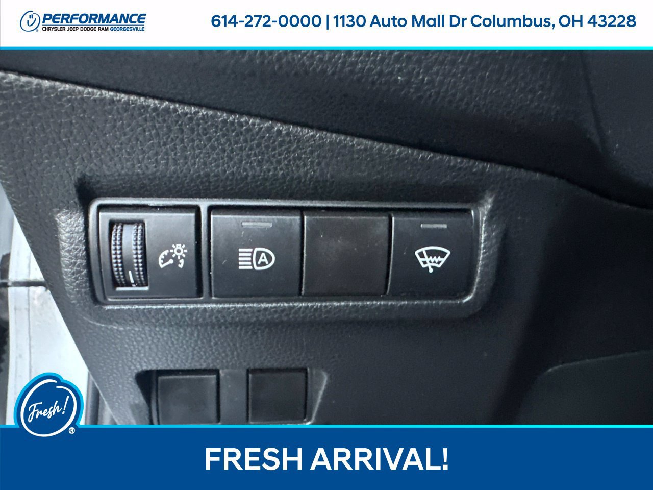 Used 2023 Toyota Corolla Cross LE AWD/4WD image 16