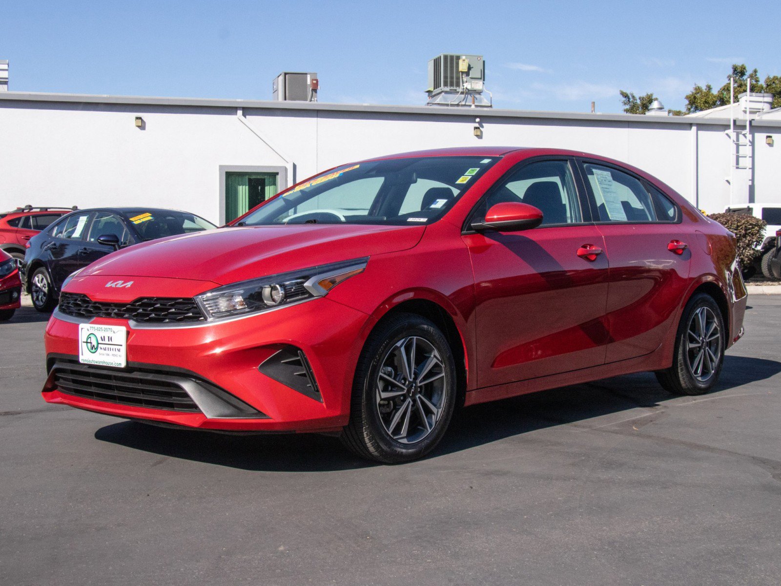 Used 2023 Kia Forte LXS image 3