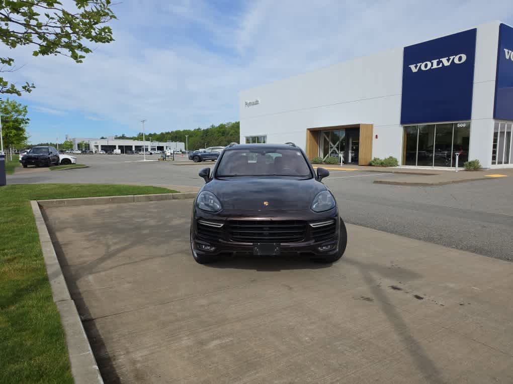 Used 2016 Porsche Cayenne Turbo AWD/4WD image 3