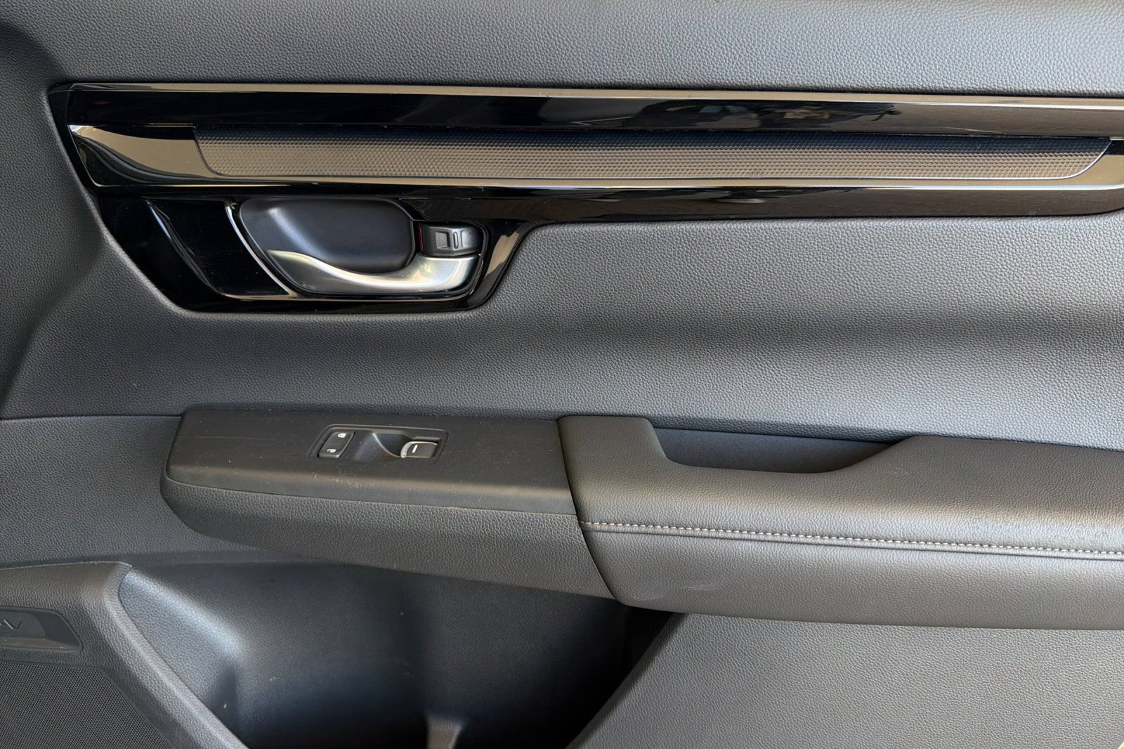 Used 2024 Honda CR-V EX-L image 20