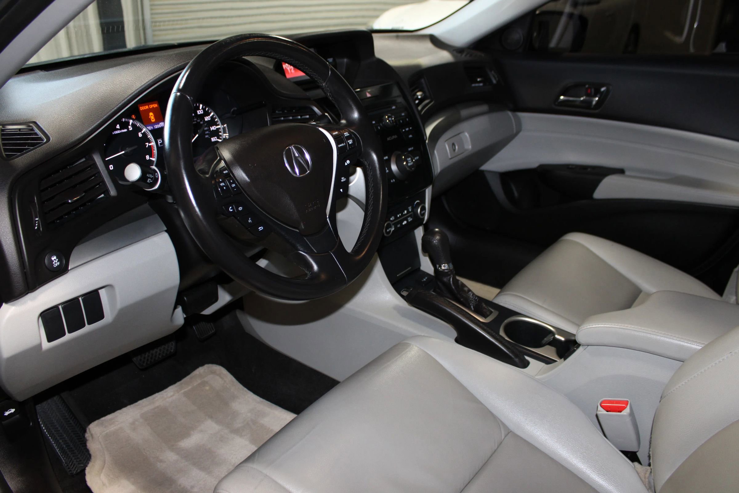 Used 2017 Acura ILX FWD image 20