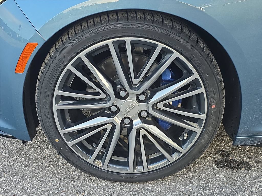 Used 2023 Cadillac CT5 V w/ Premium Package RWD image 11