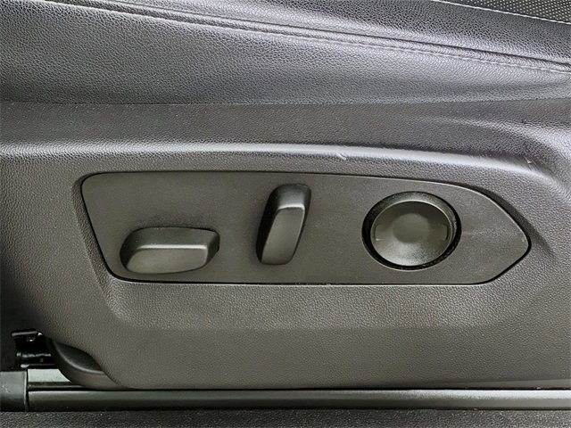 Used 2024 GMC Sierra 1500 SLT image 11