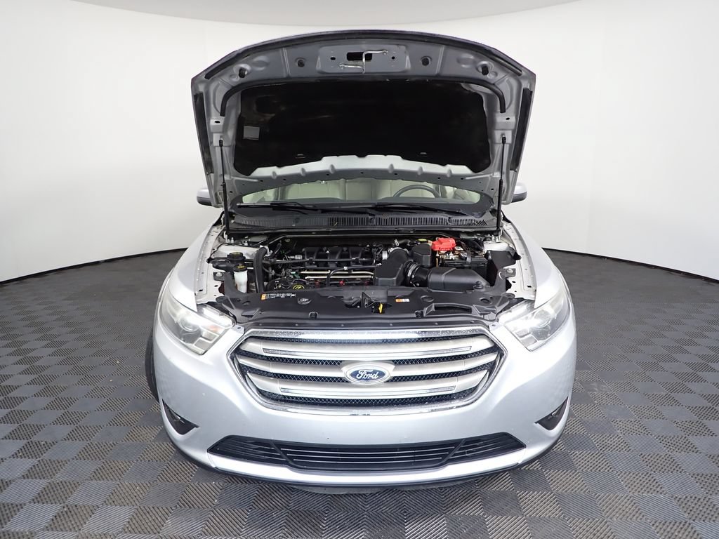 Used 2015 Ford Taurus SEL w/ Equipment Group 201A FWD image 38