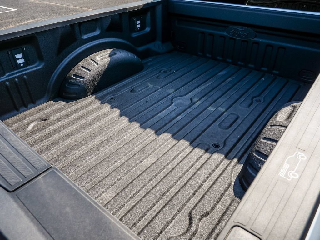 New 2026 Ford F250 Lariat w/ Black Appearance Package AWD/4WD image 18