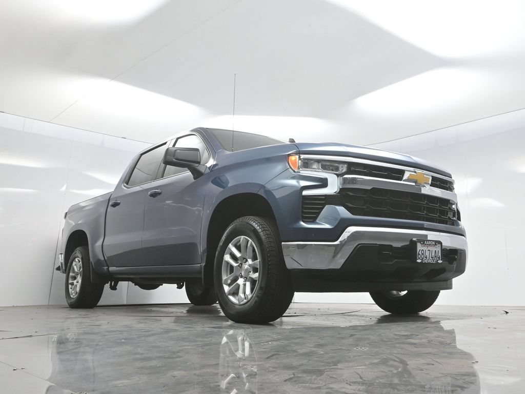 Used 2024 Chevrolet Silverado 1500 LT AWD/4WD image 59