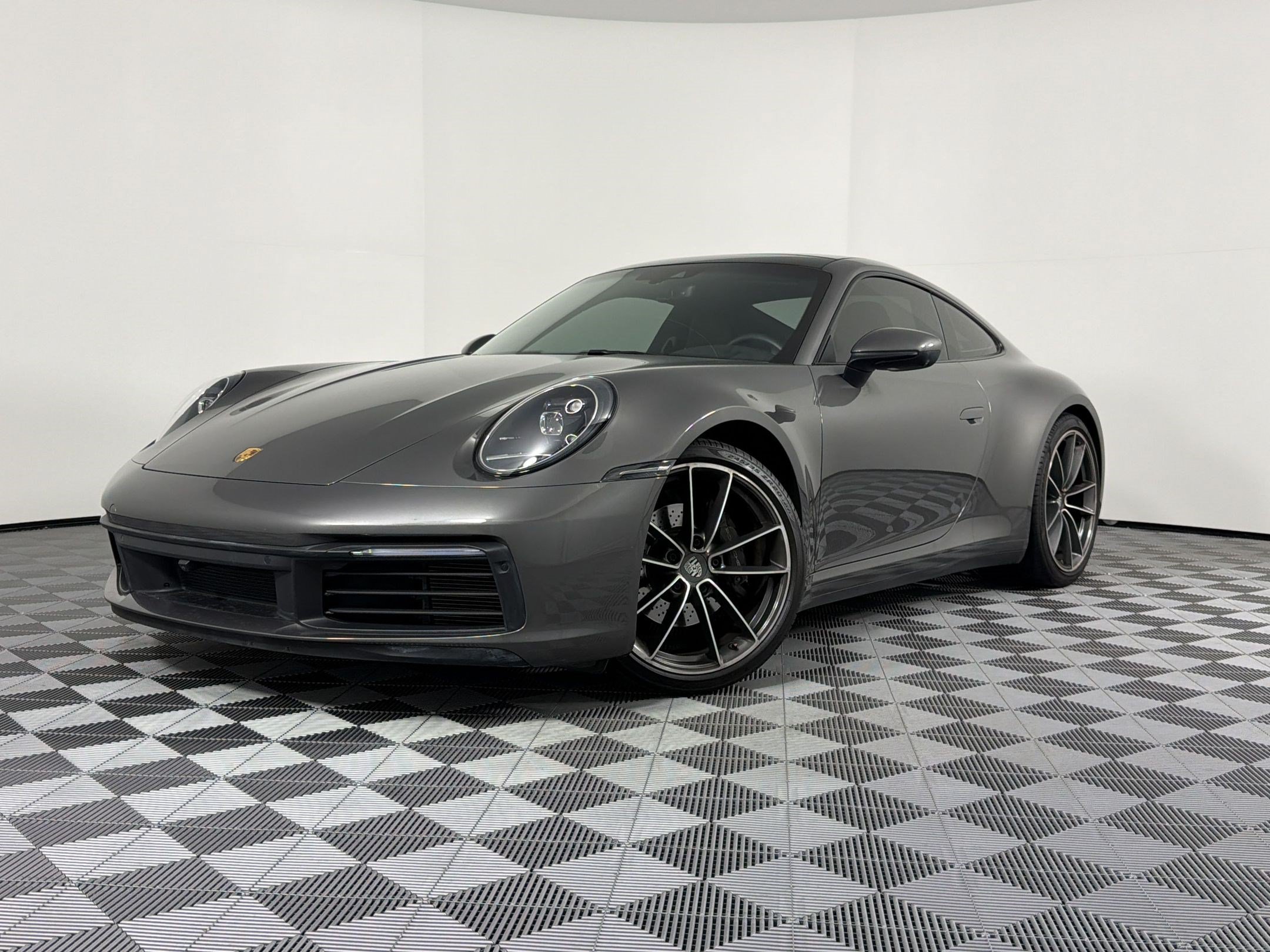 Certified 2021 Porsche 911 Carrera RWD image 1