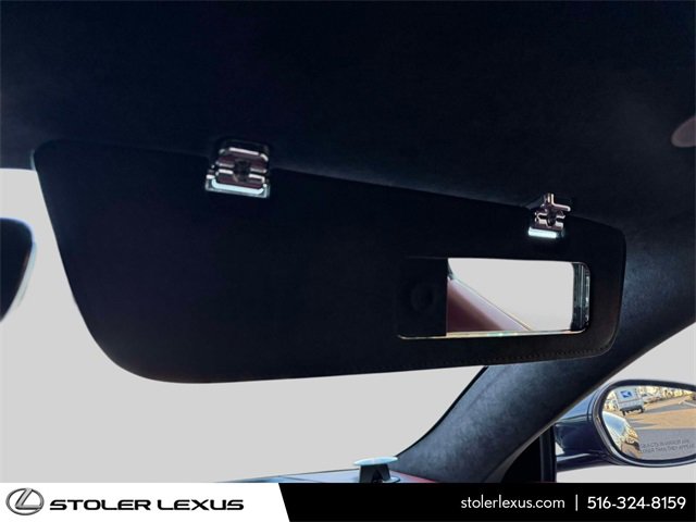 Used 2018 Aston Martin DB11 Coupe image 36