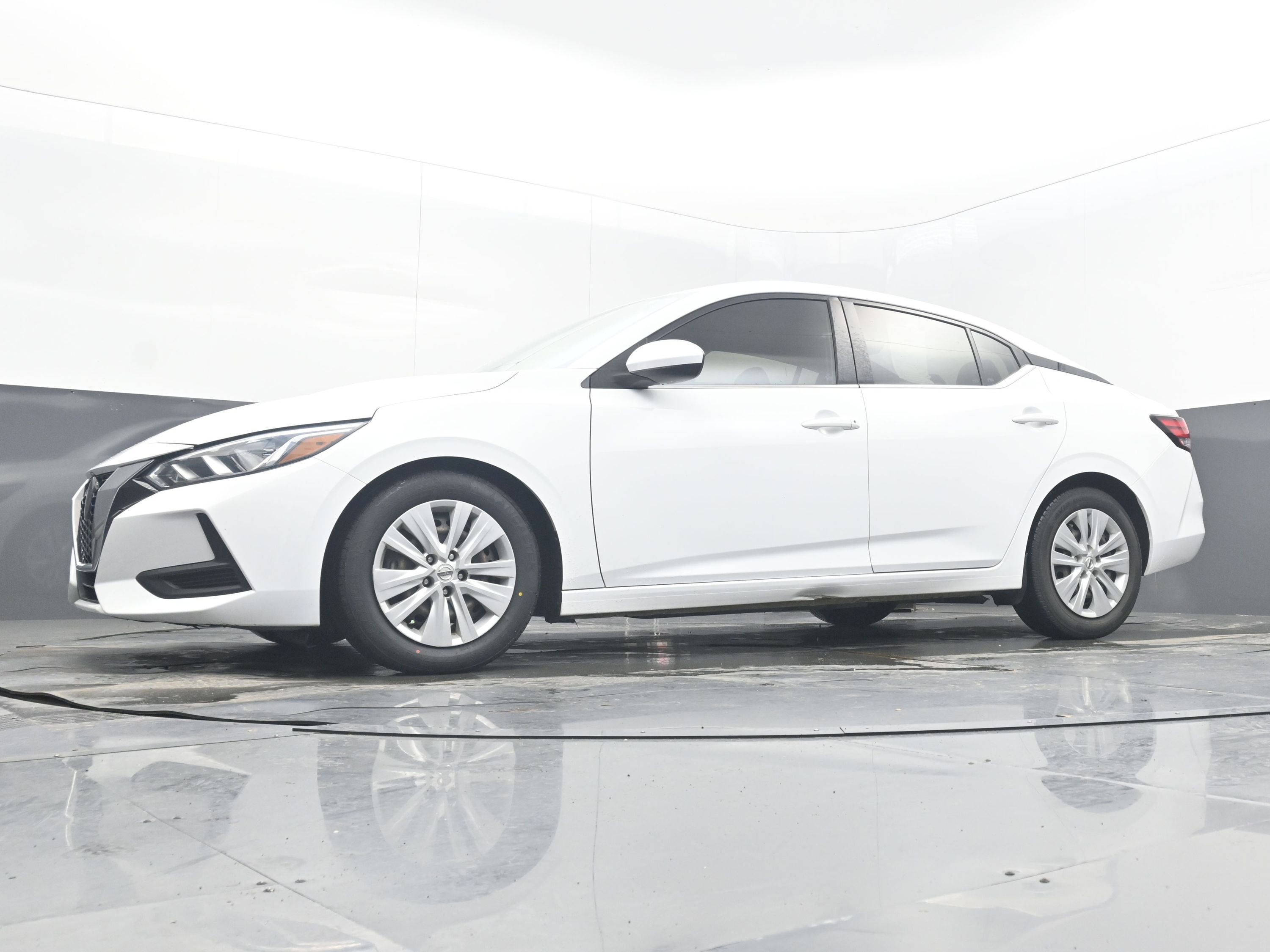 Used 2020 Nissan Sentra S w/ Trunk Package image 24