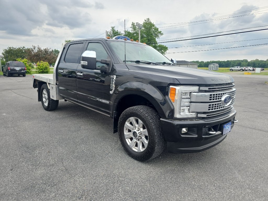 Used 2018 Ford F250 Platinum w/ Platinum Ultimate Package AWD/4WD image 5