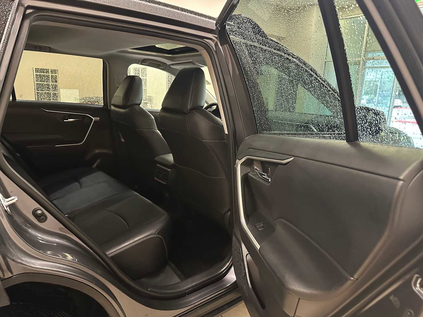 Certified 2022 Toyota RAV4 XLE Premium AWD/4WD image 41