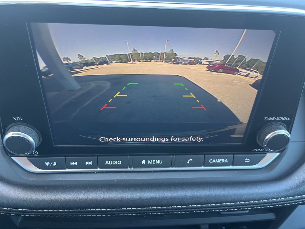 Used 2024 Nissan Rogue S image 13