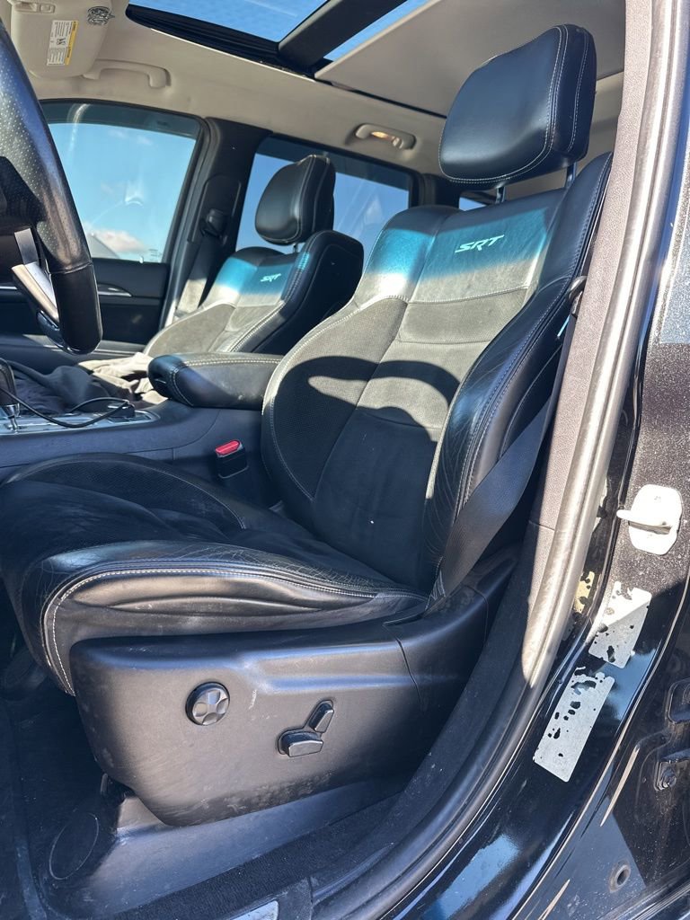 Used 2012 Jeep Grand Cherokee SRT8 w/ Luxury Group II image 46