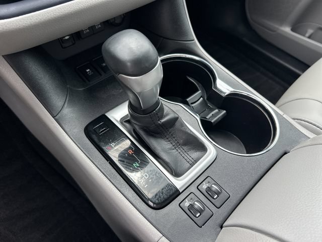 Used 2019 Toyota Highlander XLE FWD image 26