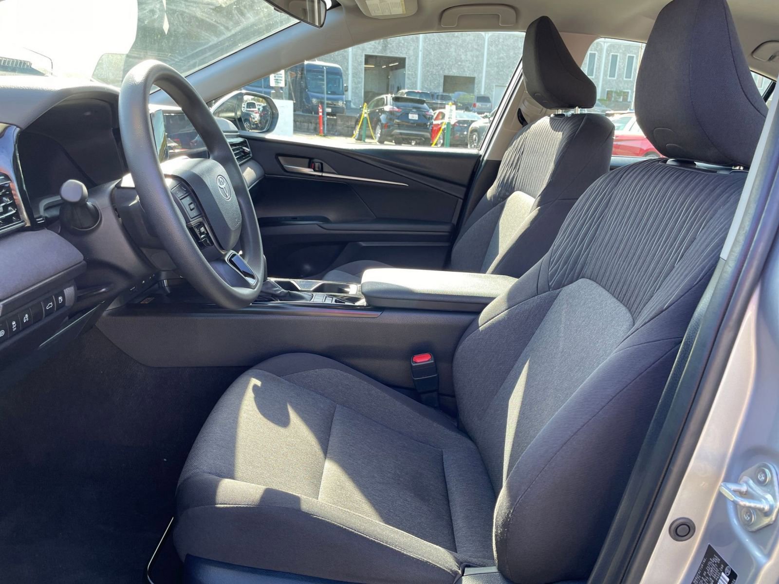 Used 2025 Toyota Camry LE image 25