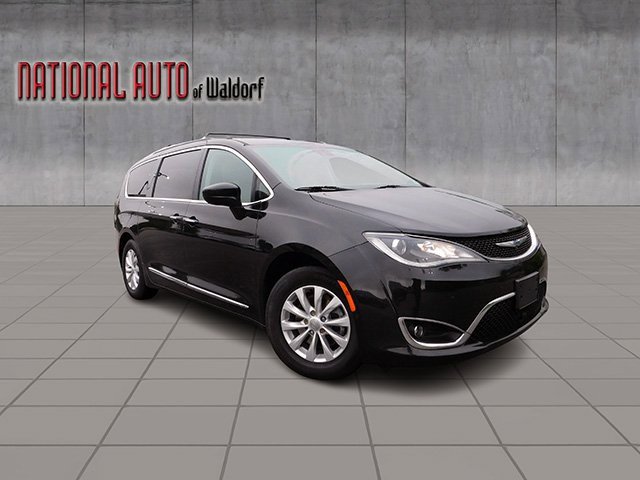 Used 2019 Chrysler Pacifica Touring-L