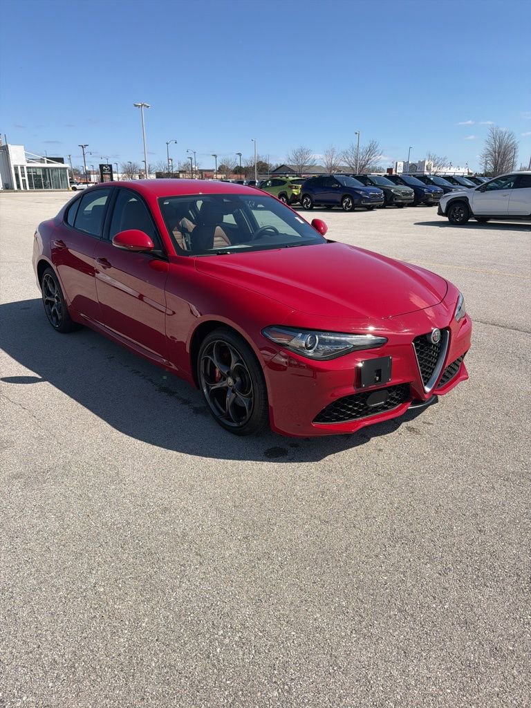 Used 2019 Alfa Romeo Giulia Ti Sport w/ Quick Order Package 22S Sport image 1