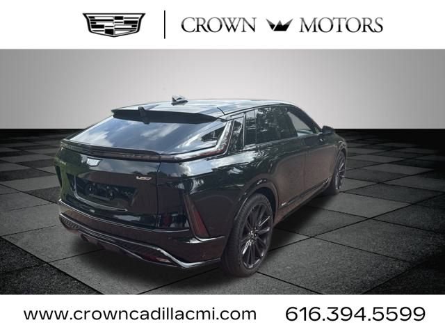 New 2026 Cadillac Lyriq V w/ LPO, Floor Liner Package AWD/4WD image 15