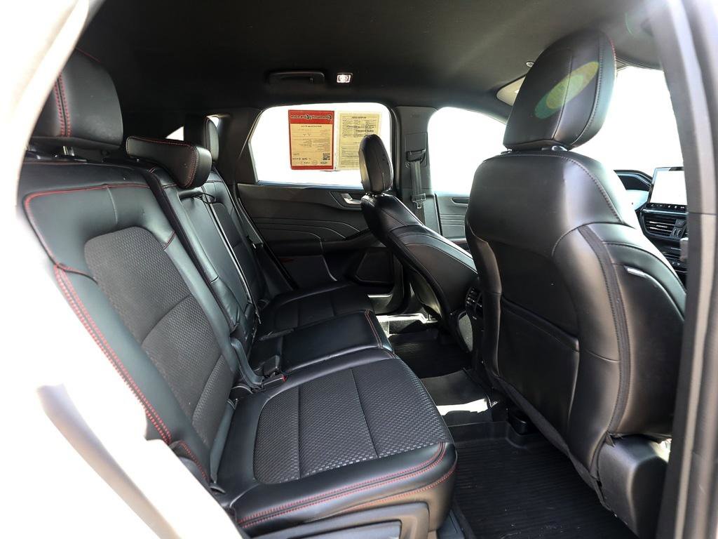 Used 2024 Ford Escape ST-Line w/ Tech Pack #1 AWD/4WD image 23