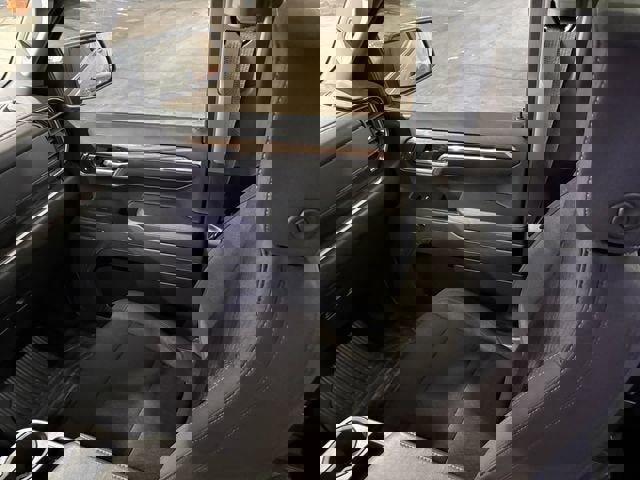 Used 2024 Chevrolet Silverado 1500 LT AWD/4WD image 25