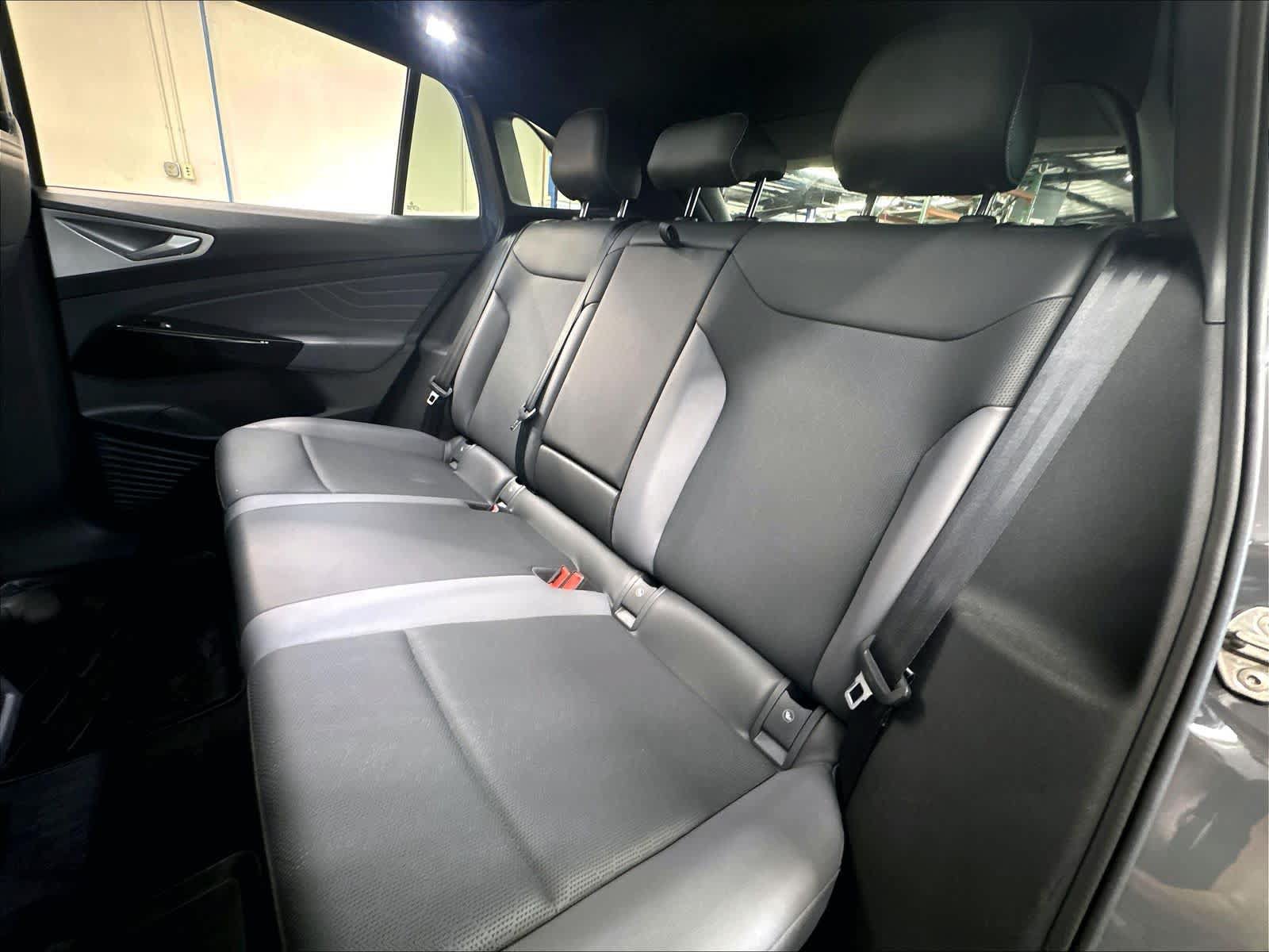 Used 2023 Volkswagen ID.4 Pro S RWD image 25