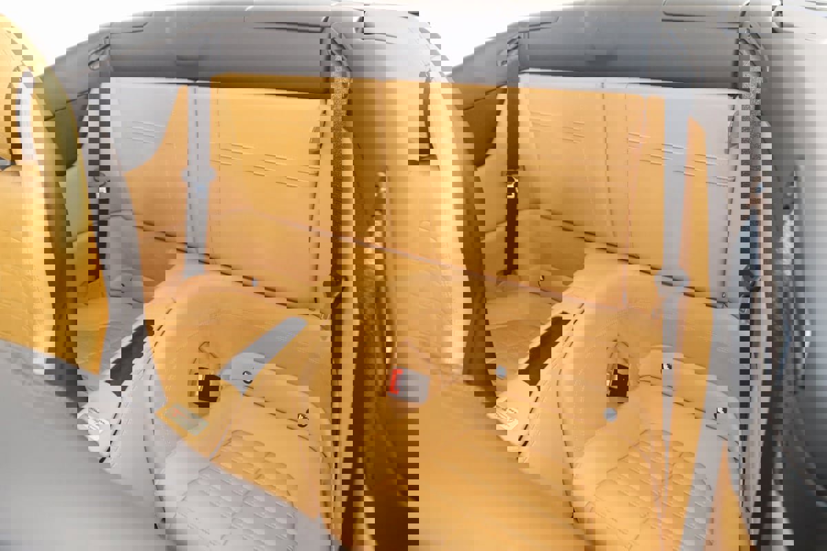 Used 2018 Ferrari California T image 90