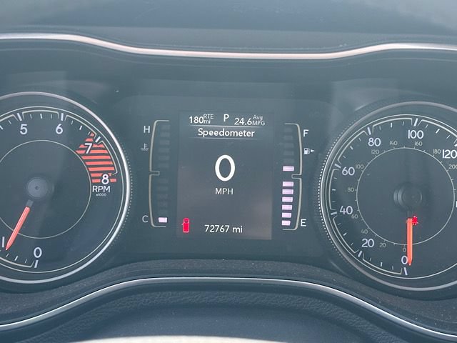 Used 2019 Jeep Cherokee Latitude w/ Cold Weather Group AWD/4WD image 25