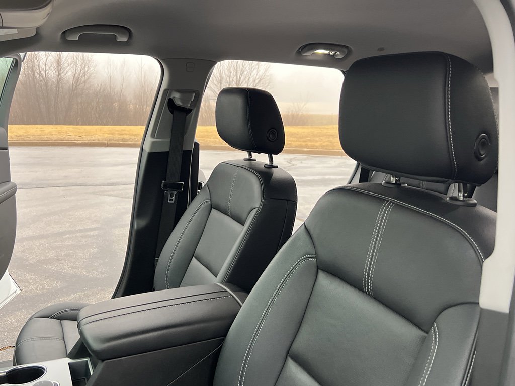 Used 2023 Chevrolet Blazer LT image 16