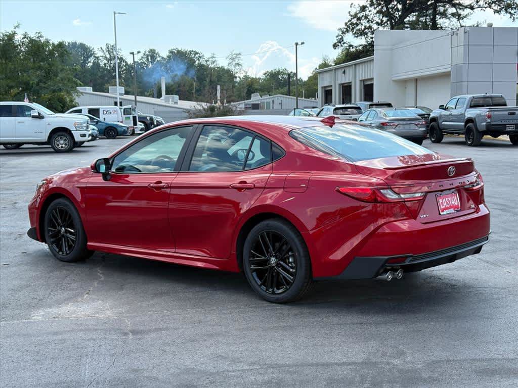Used 2026 Toyota Camry SE w/ Convenience Package FWD image 28