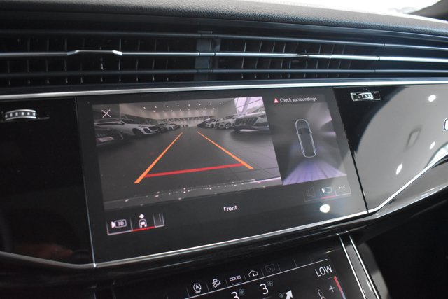 Used 2024 Audi Q8 Premium Plus w/ Premium Plus Package AWD/4WD image 16