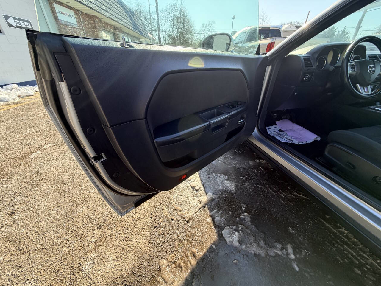 Used 2011 Dodge Challenger R/T image 38