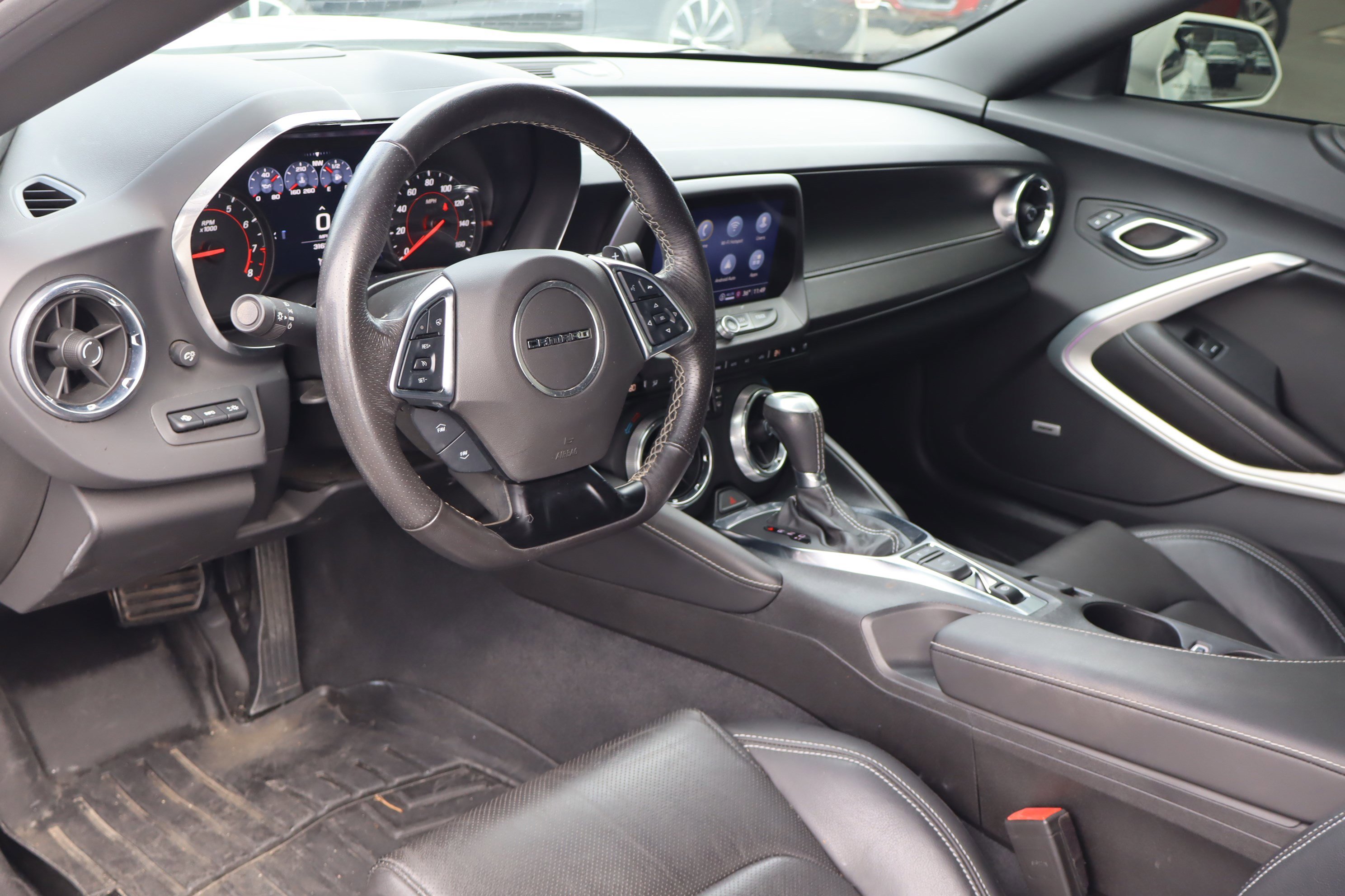 Used 2022 Chevrolet Camaro LT w/ RS Package image 12