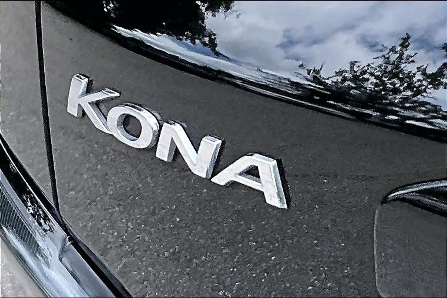 Used 2022 Hyundai Kona Limited FWD image 10