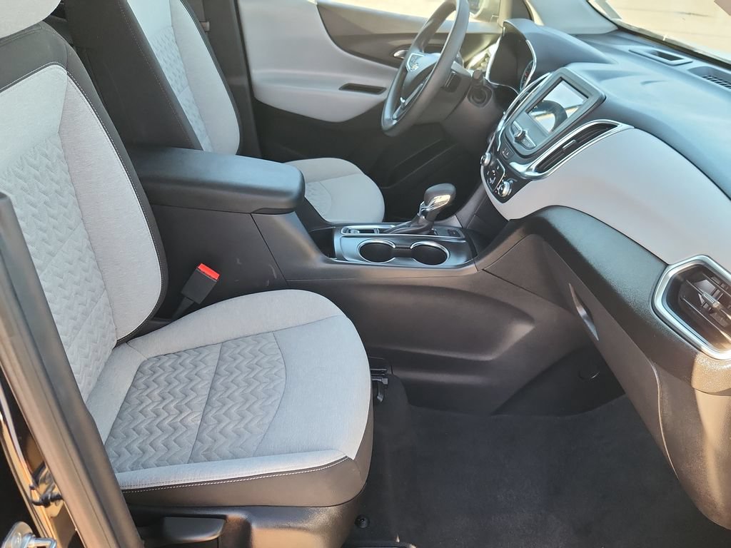 Used 2024 Chevrolet Equinox LS w/ LS Convenience Package AWD/4WD image 15