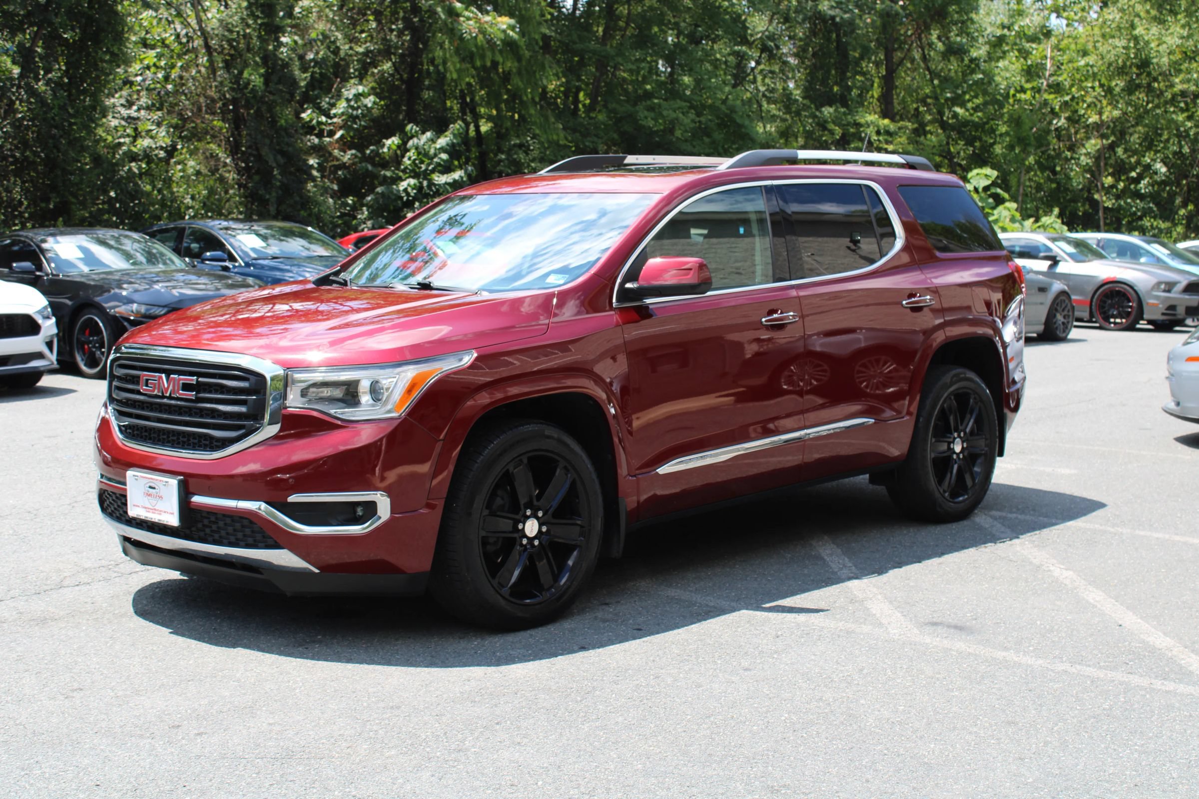 Used 2018 GMC Acadia Denali w/ LPO, Protection Package AWD/4WD image 4