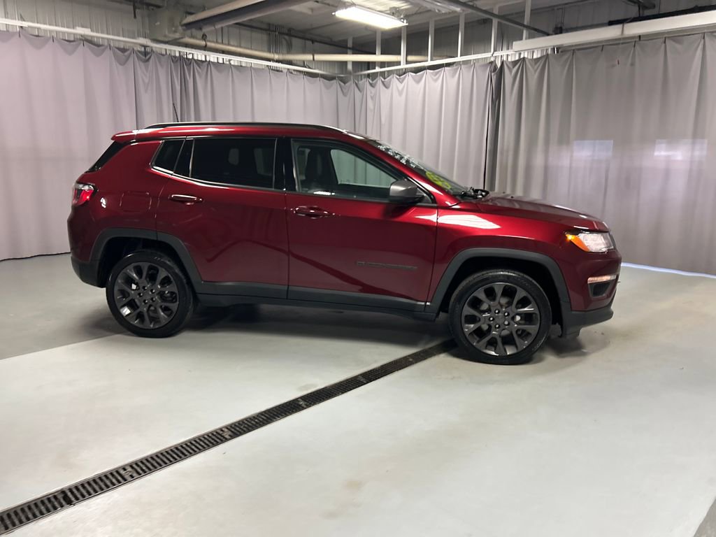 Used 2021 Jeep Compass Latitude AWD/4WD image 8