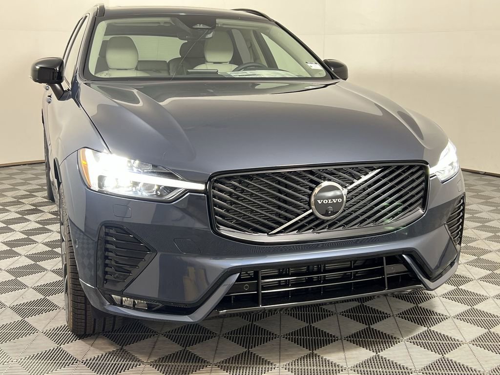 New 2026 Volvo XC60 B5 Ultra w/ Protection Package Premier image 3