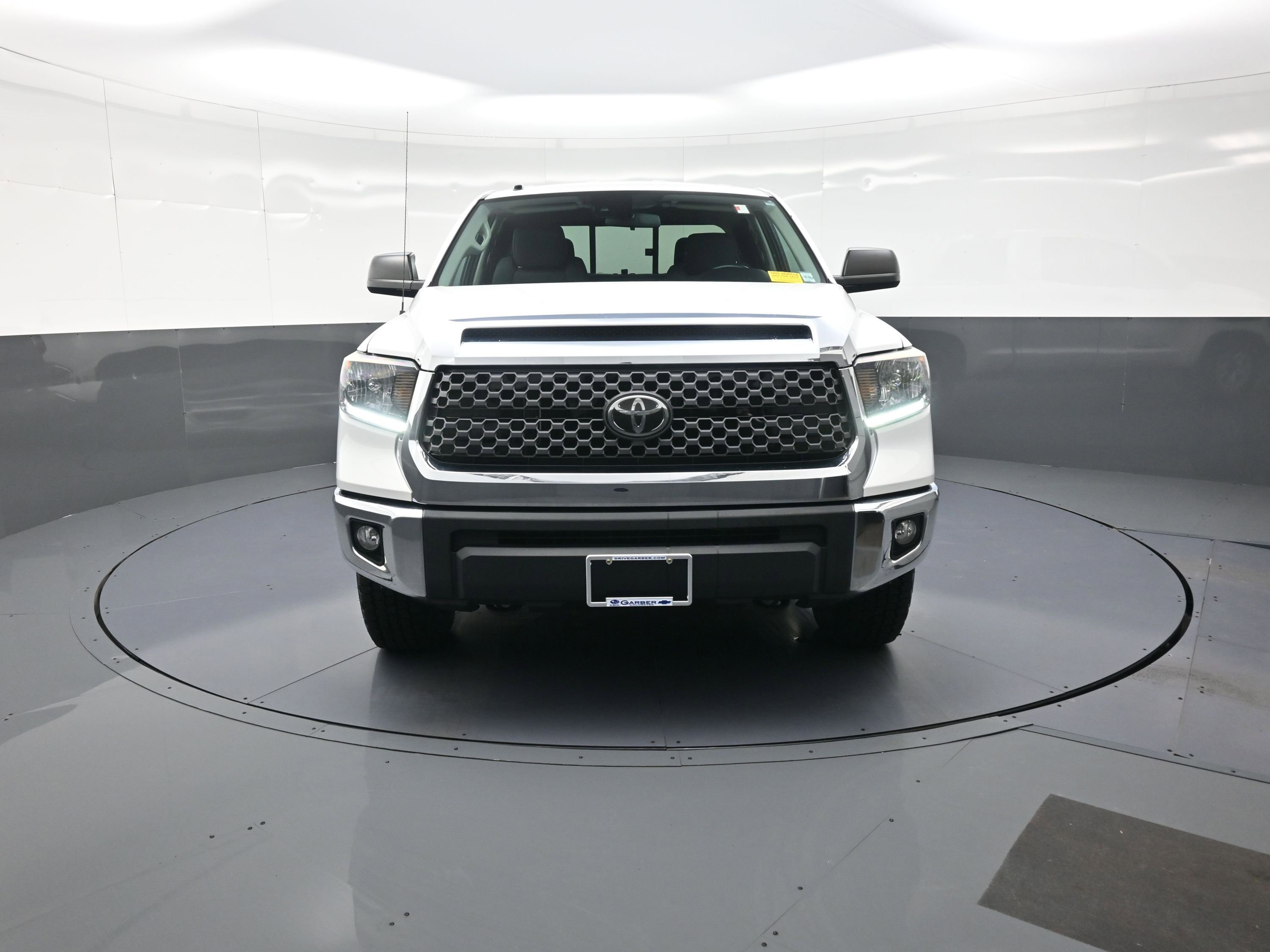 Used 2018 Toyota Tundra SR5 image 8