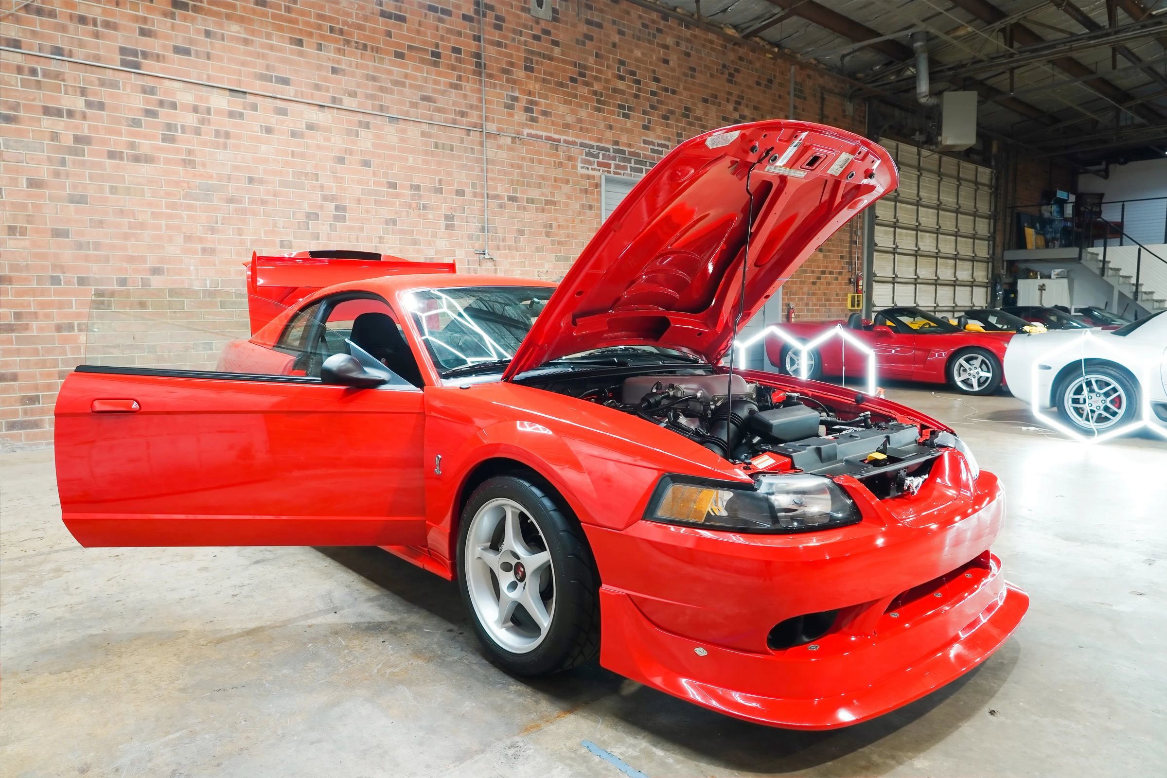 Used 2000 Ford Mustang Cobra RWD image 31