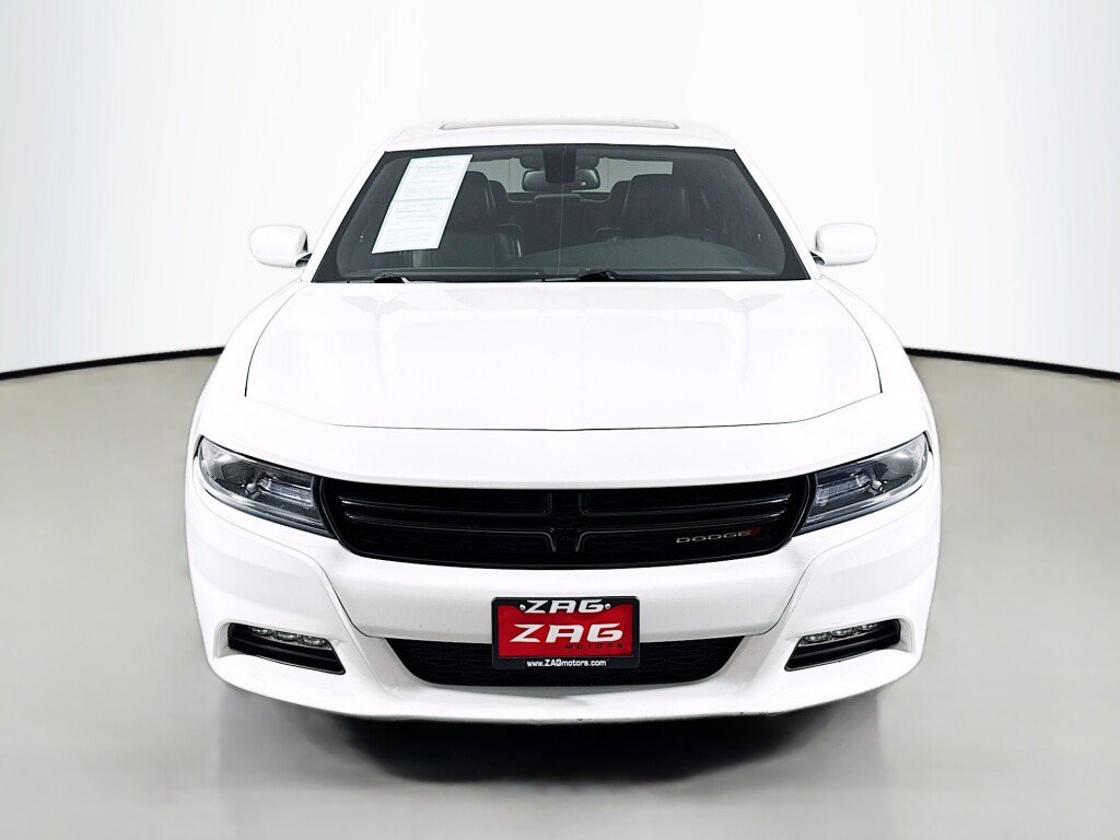 Used 2016 Dodge Charger SXT w/ Plus Group image 8