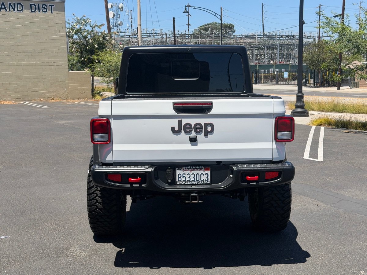 Used 2021 Jeep Gladiator Rubicon AWD/4WD image 10