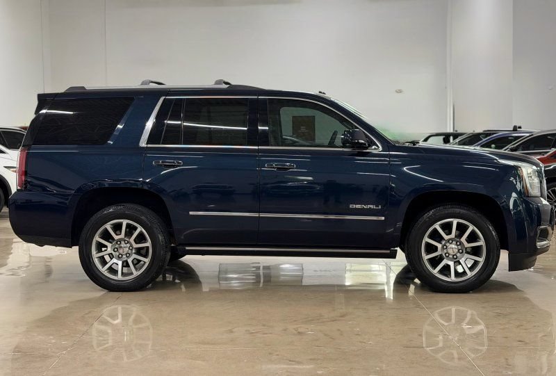 Used 2019 GMC Yukon Denali AWD/4WD image 8