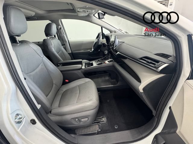 Used 2021 Toyota Sienna Limited FWD image 18