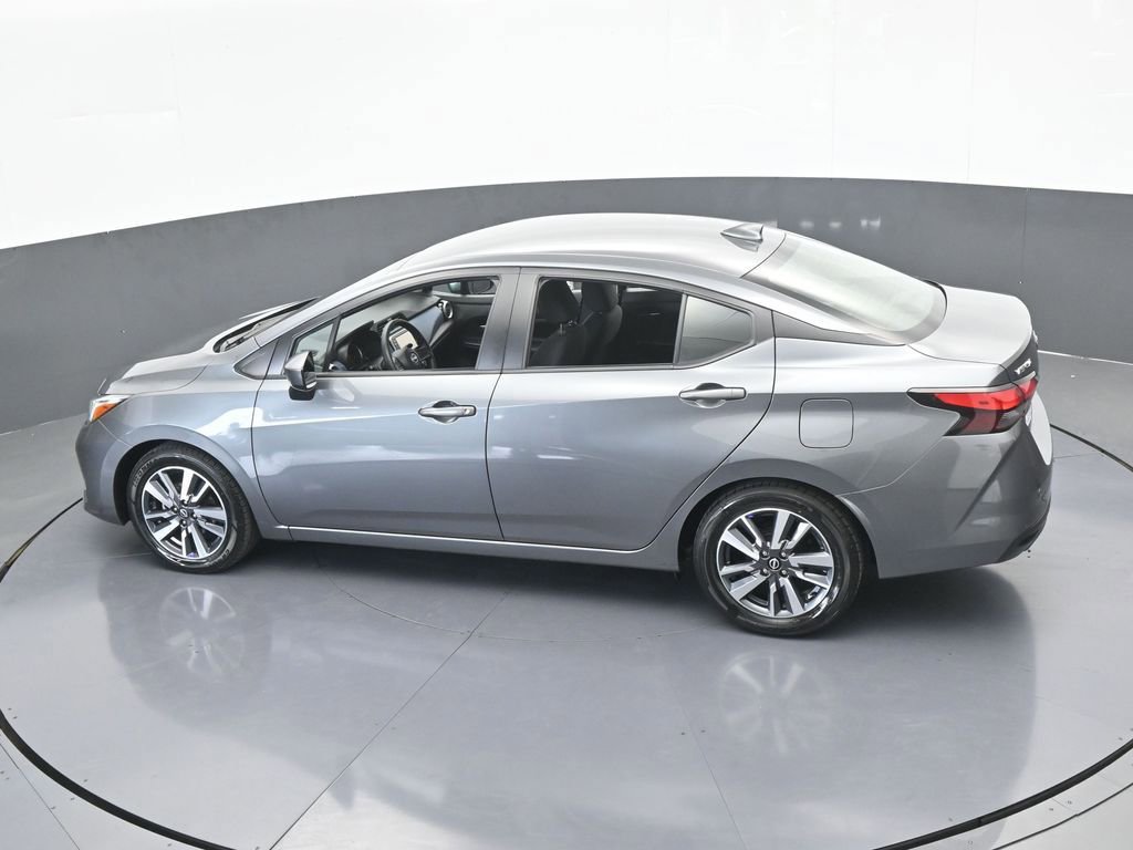 Used 2023 Nissan Versa SV image 46