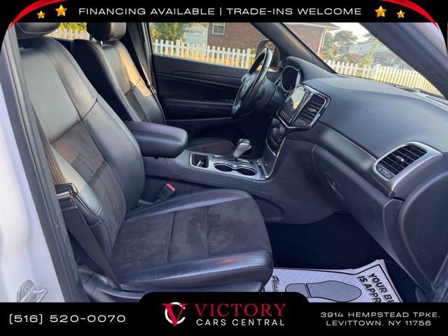 Used 2021 Jeep Grand Cherokee Laredo X image 17