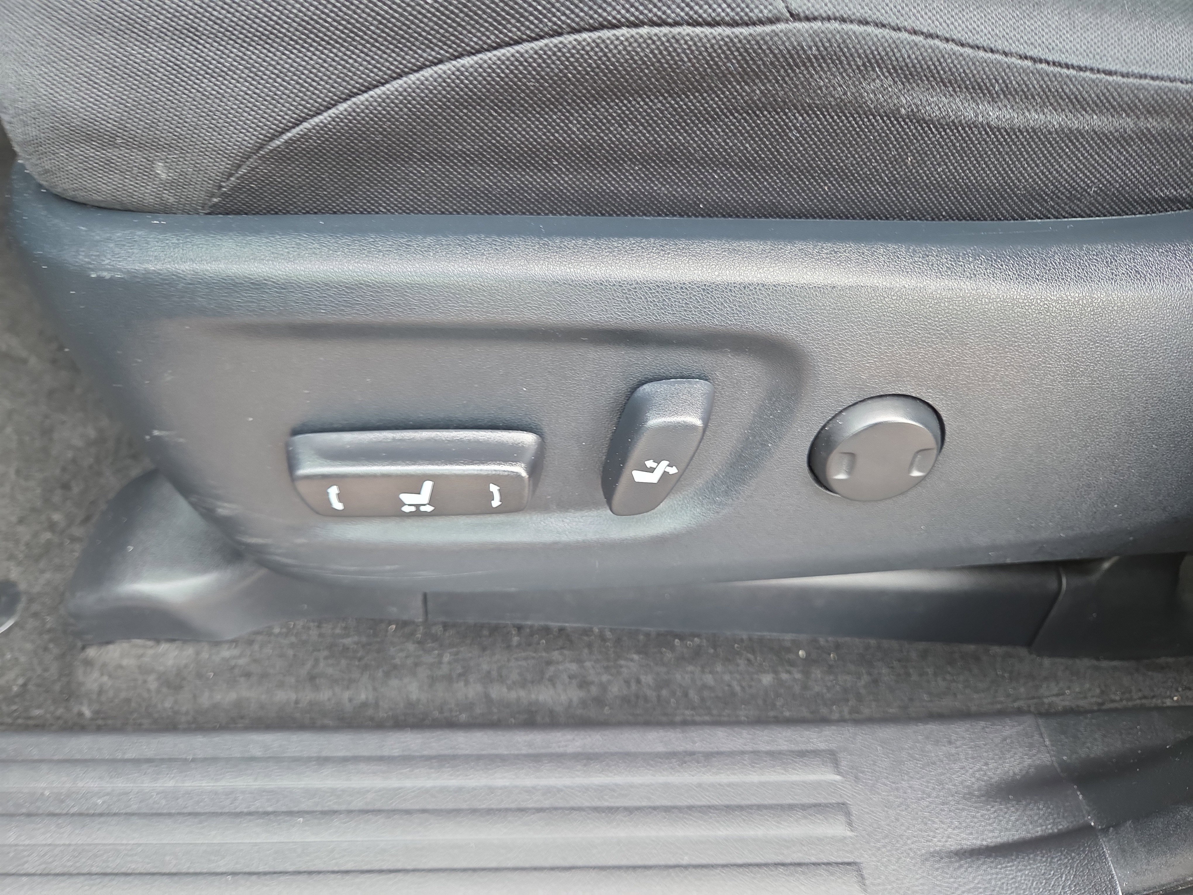 Certified 2024 Toyota 4Runner SR5 image 28