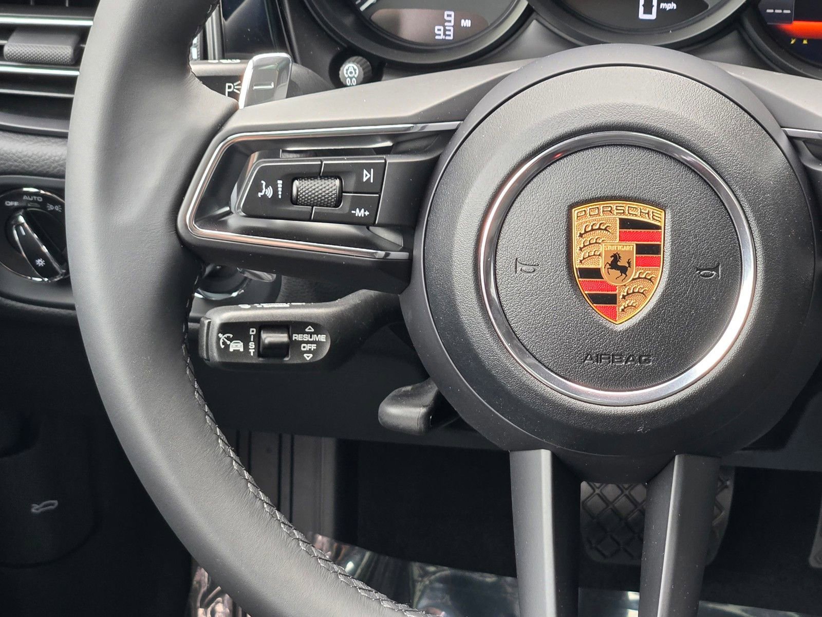 New 2026 Porsche Macan AWD/4WD image 16