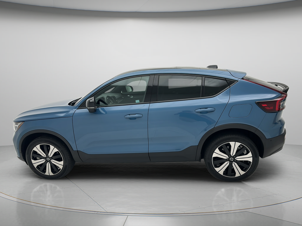 Used 2023 Volvo C40 P8 Recharge Plus AWD/4WD image 8
