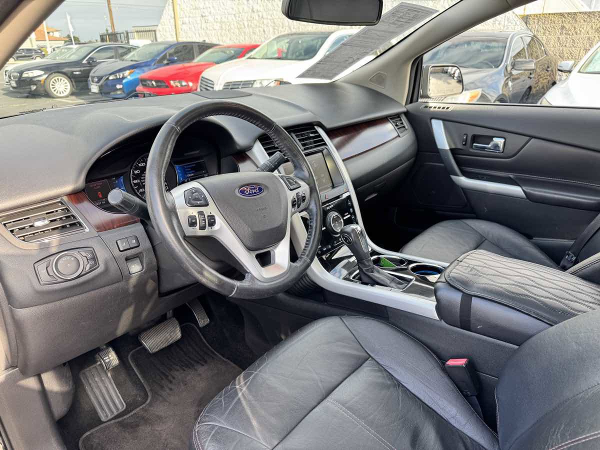 Used 2013 Ford Edge Limited FWD image 33
