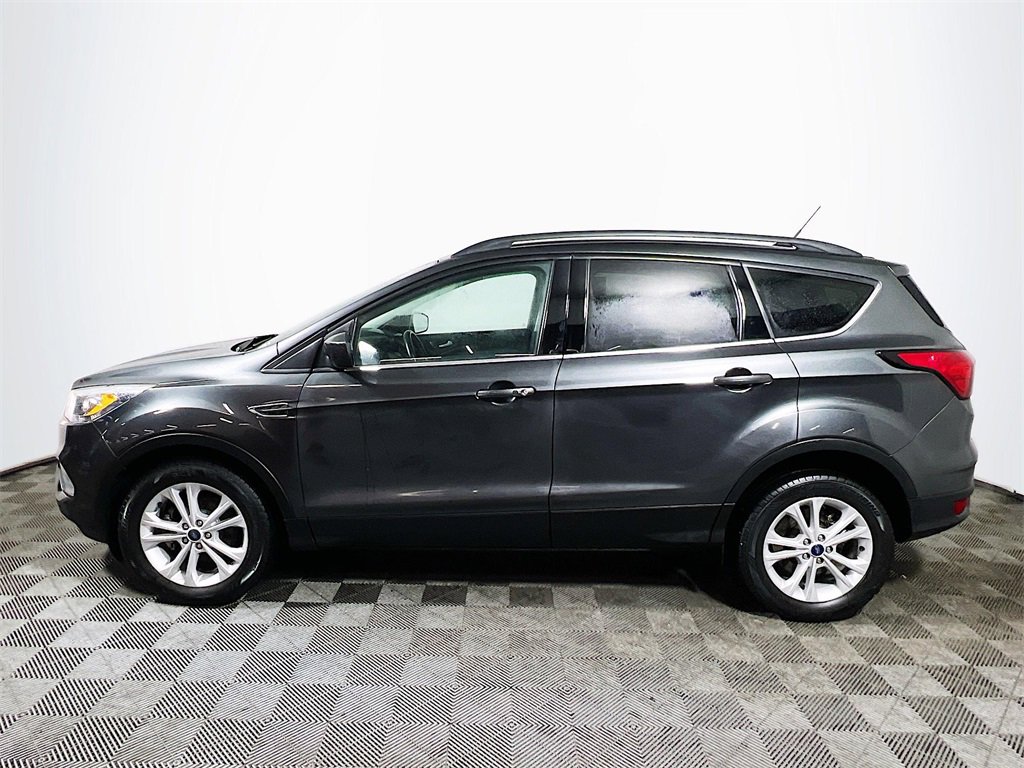 Used 2019 Ford Escape SEL image 5
